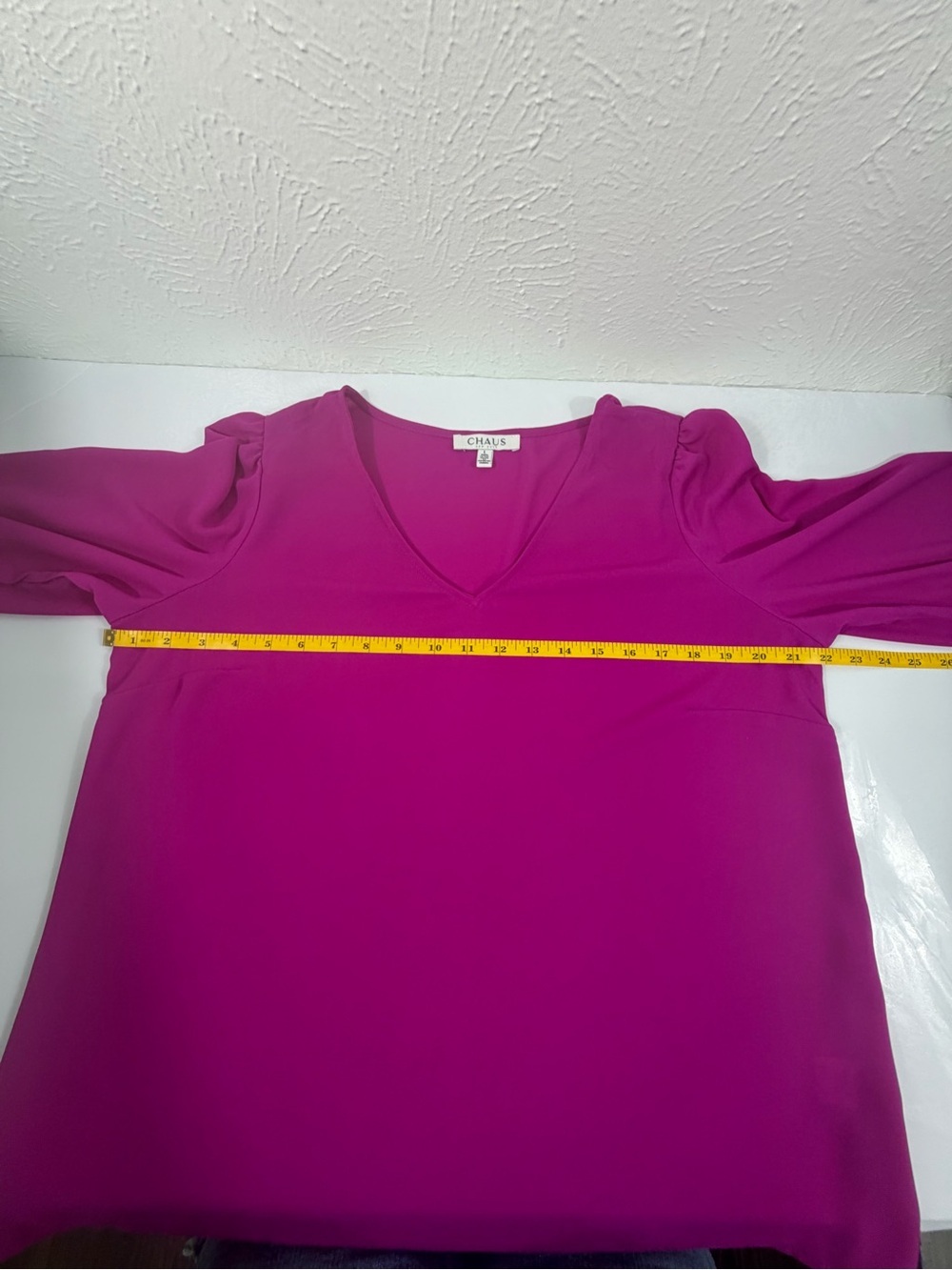 Chaus Women’s Large Fuchsia V-Neck Long Sleeve Blouse Smocked Cuffs - Picture 6 of 9